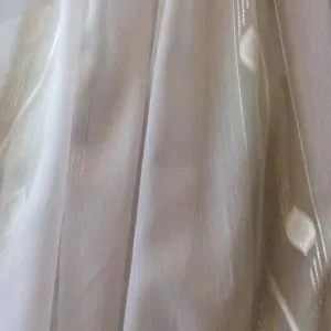 Тюль - легкая бледно-зеленая с белым выделка полосами (низ - утяжелитель) Тюль - легкая бледно-зеленая с белым выделка полосами (низ - утяжелитель)